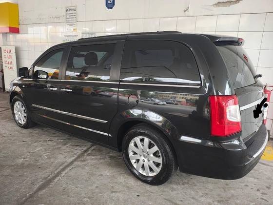 CHRYSLER TOWN & COUNTRY 3.6 TOURING V6 24V GASOLINA 4P AUTOMÁTICO
